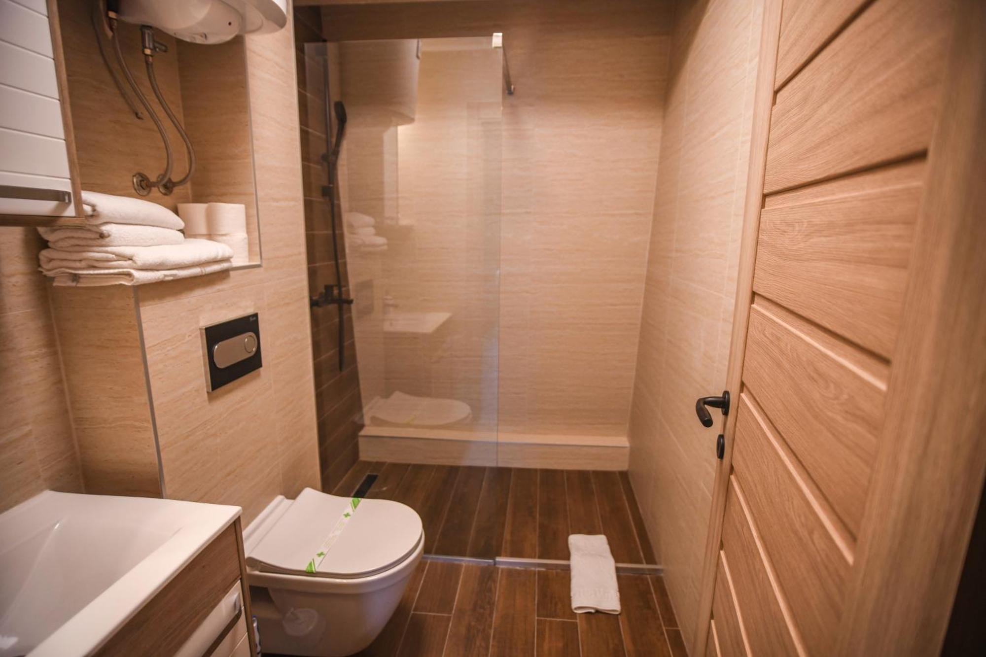 Apartments And Rooms Max-Well Jahorina Exterior photo