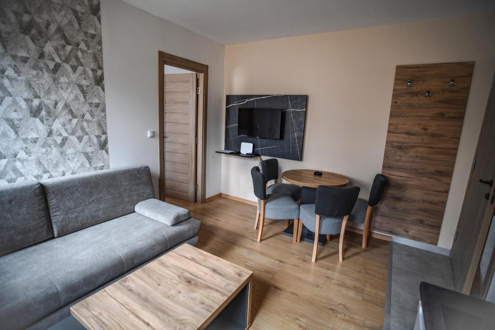Apartments And Rooms Max-Well Jahorina Exterior photo